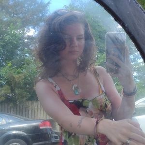 Meet your Posher, Brianna